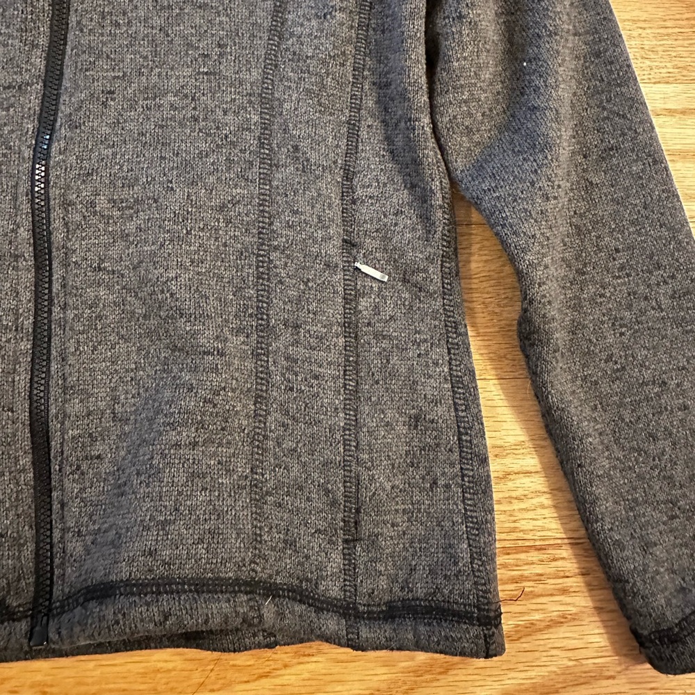 KUIU women’s base camp hoodie zip front - Picture 5 of 9